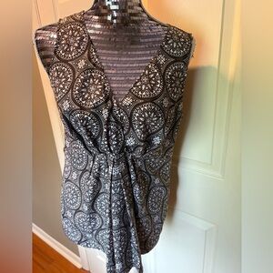 Chocolate Brown  and White Patterned Sleeveless Top